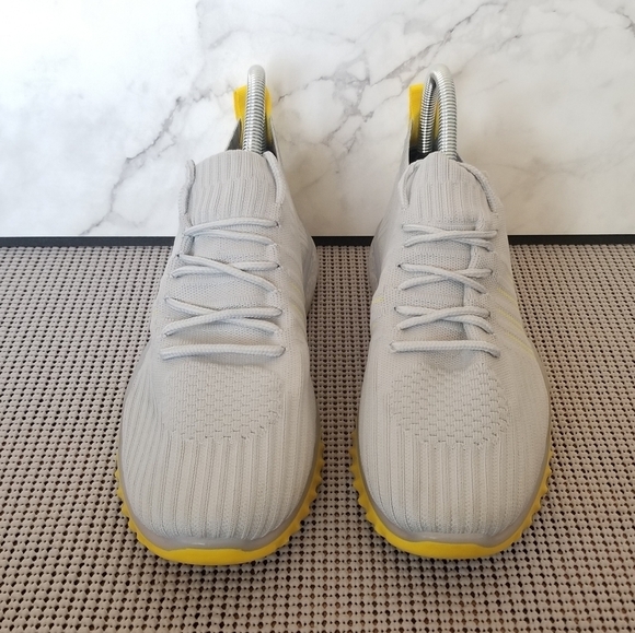 Danskin Positive Vegan Low Women Gray Yellow Running Athletic Sneakers Size 8.5 - Picture 3 of 9